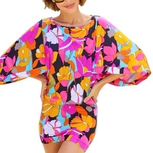 Trina Turk Gemini Tunic Swim Cover Up Size Small NWT